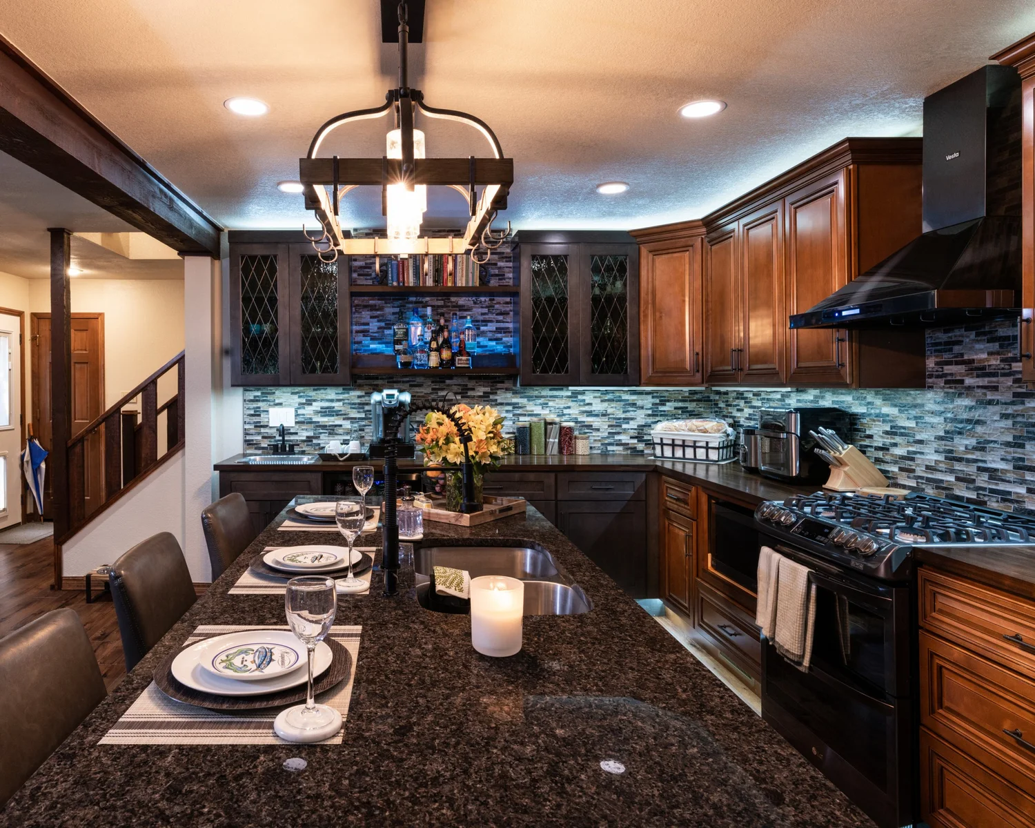 WARM KITCHEN AND MASTER BATHROOM RENOVATION — AFTER